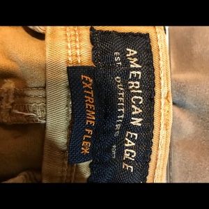 American Eagle khakis skinny. Size 30-32